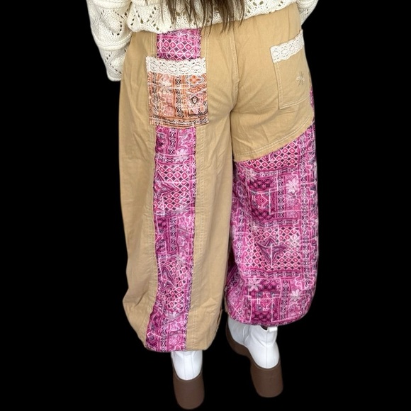 POL Patchwork Joggers | Camel - Picture 4 of 4